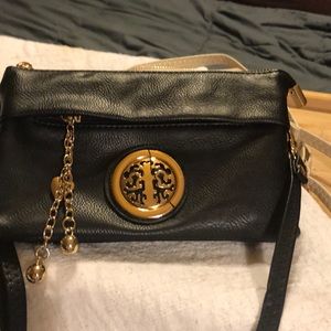 Small handbag /shoulder strap, in cream or black